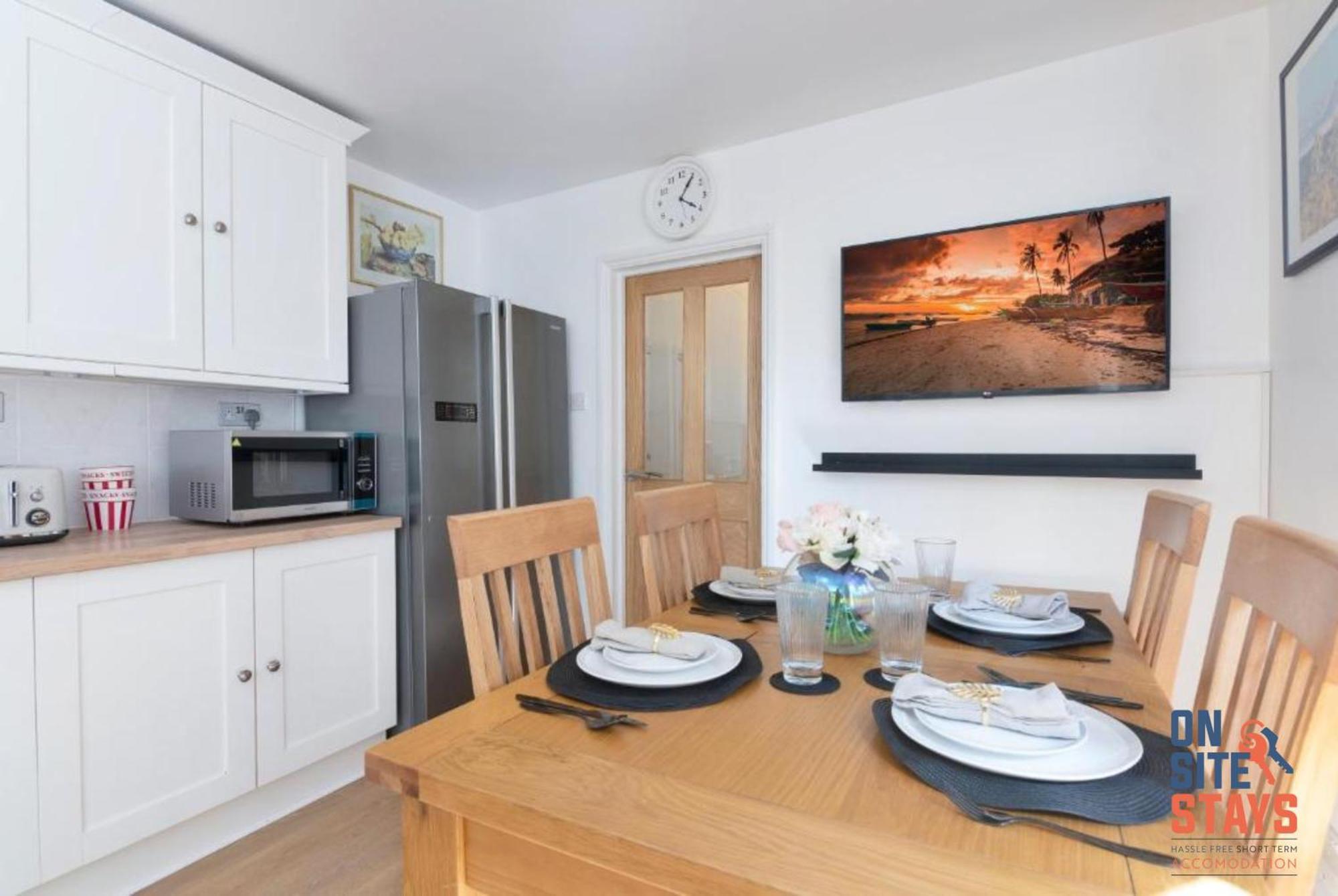 Onsitestays - Tranquil 2 Bedroom Apartment With Large Kitchen, Private Garden Near Wimbledon Station Λονδίνο Εξωτερικό φωτογραφία